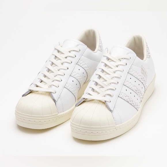 Limited Men’s Size 5/Women’s Size 6 Adidas X Undefeated Superstar 80V Sneakers - Picture 1 of 17